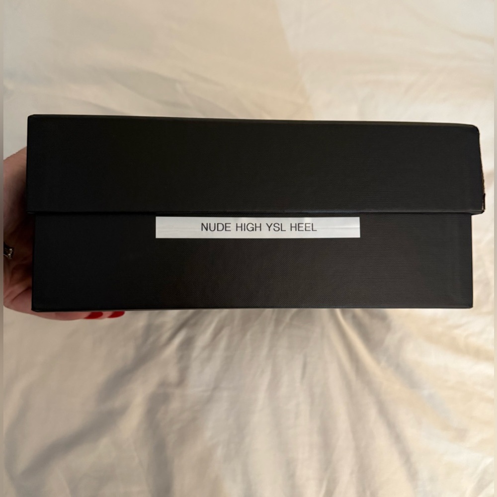 Yves Saint Laurent Tribute Platform in Smooth Leather - Picture 10 of 10